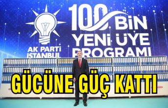 AK Parti'den 100 bin yeni üye ile gövde gösterisi