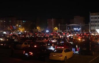 Kartal’da Cumhuriyet Bayramı Arabalı Konser ile Kutlandı.
