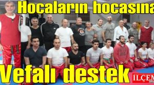 Hocaların hocası Selim Akbeniz'e öğrencilerinden vefalı destek