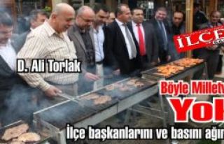 D. Ali Torlak MHP İlçe Başkanlarını ve yerel...