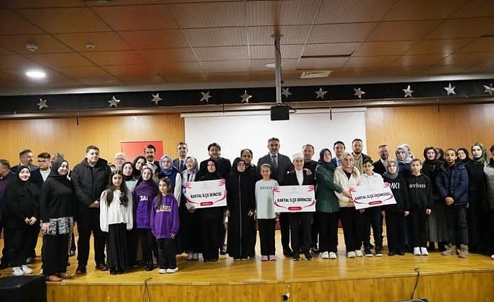 40 Hadis ezberleyip, yarıştılar.